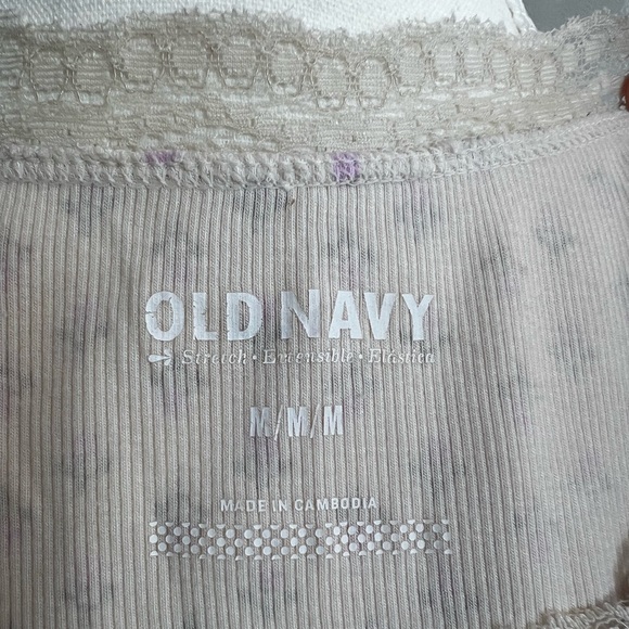 Cute Flowery Tank - Picture 5 of 6